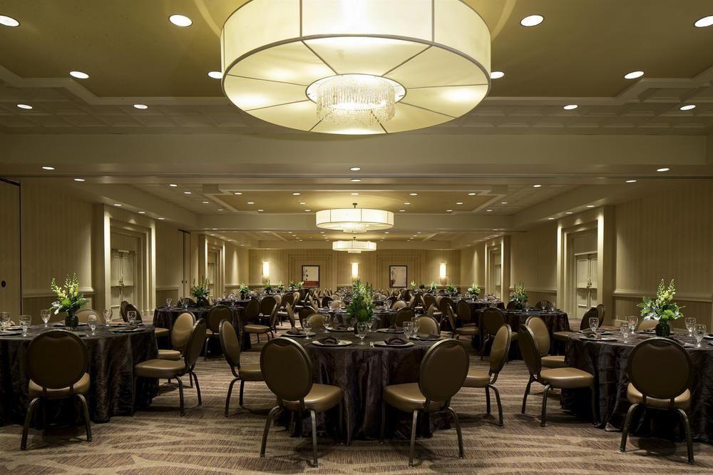 Sheraton Oklahoma City Downtown Hotel Esterno foto