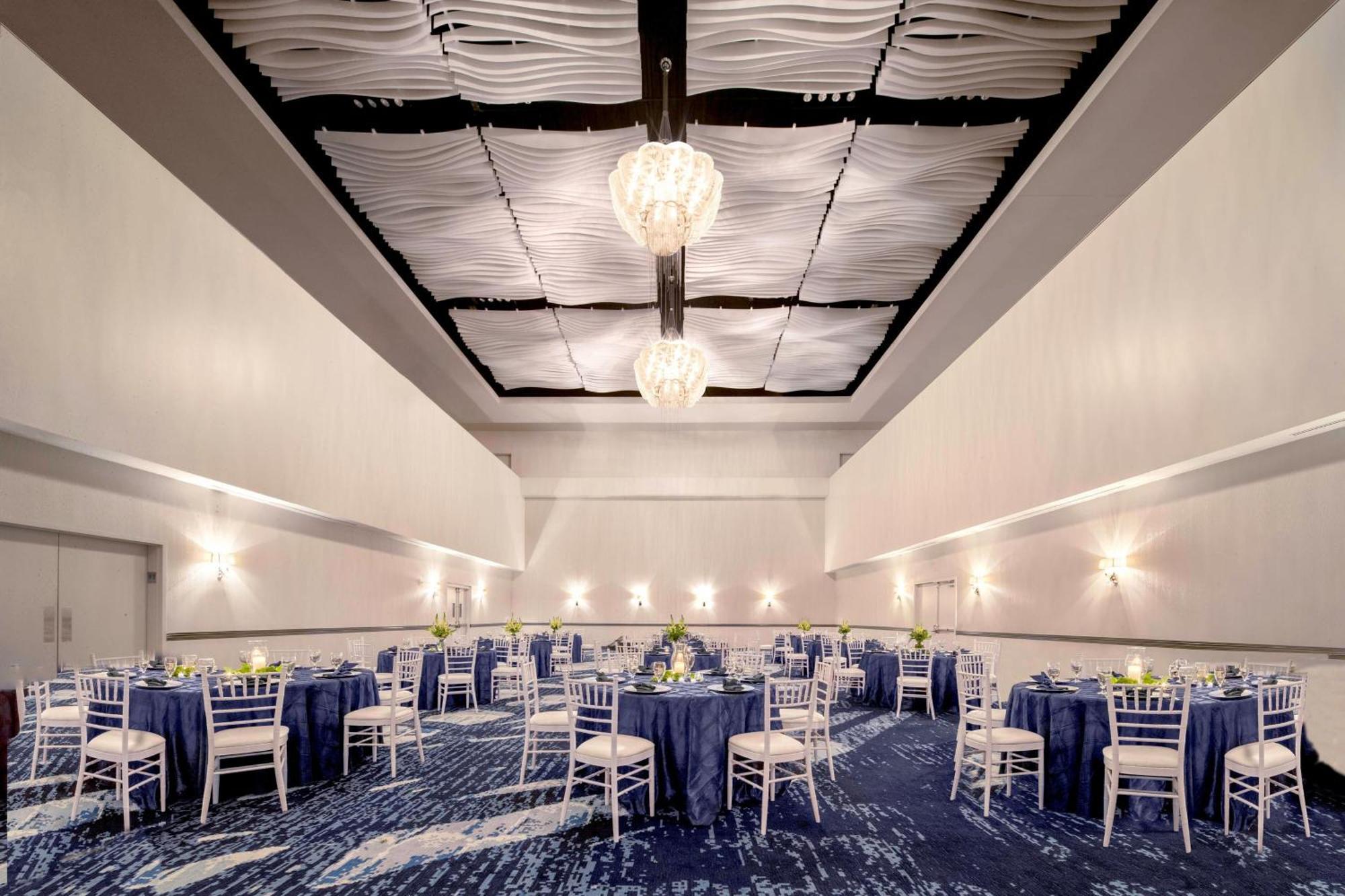 Sheraton Oklahoma City Downtown Hotel Esterno foto