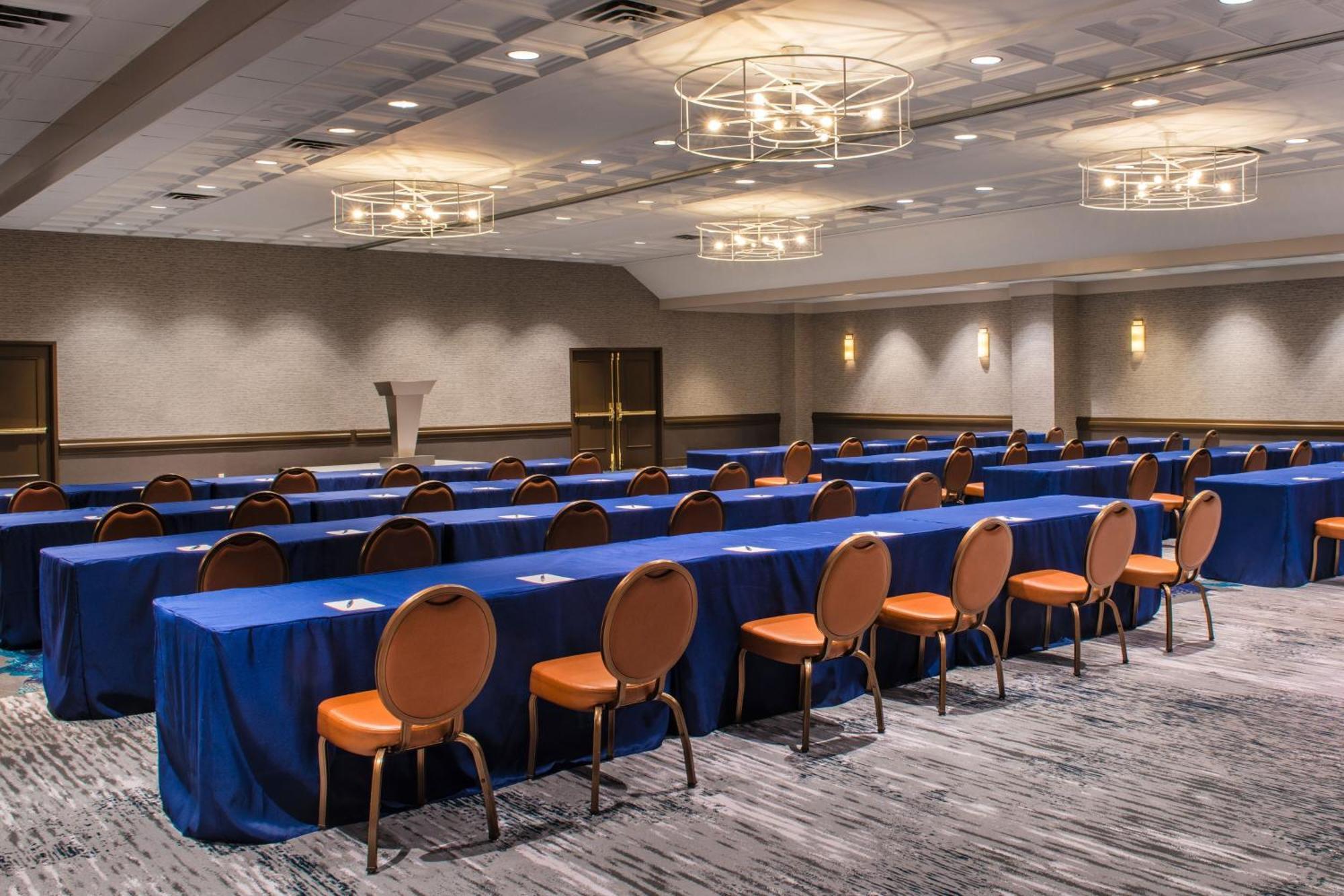 Sheraton Oklahoma City Downtown Hotel Esterno foto